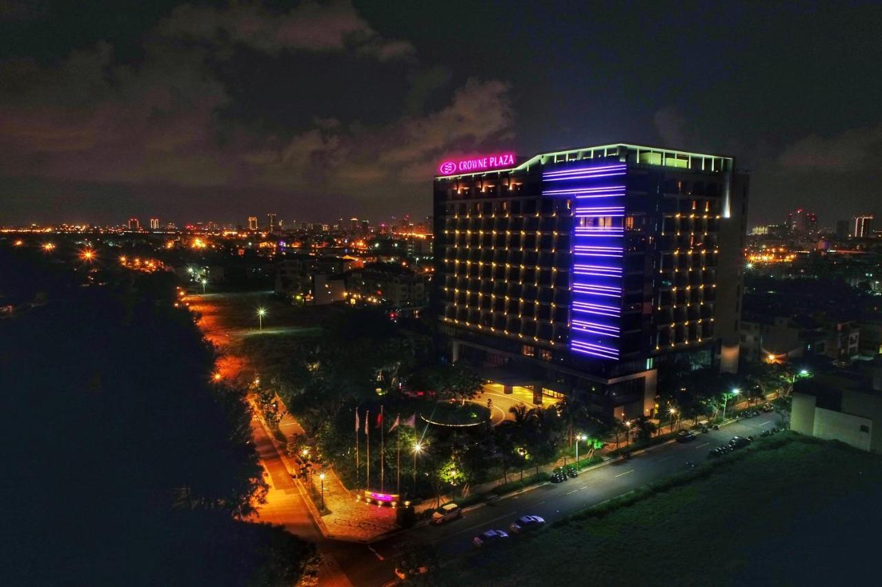 Hotel Crowne Plaza Tainan By Ihg Zewnętrze zdjęcie Crown Towers Manila