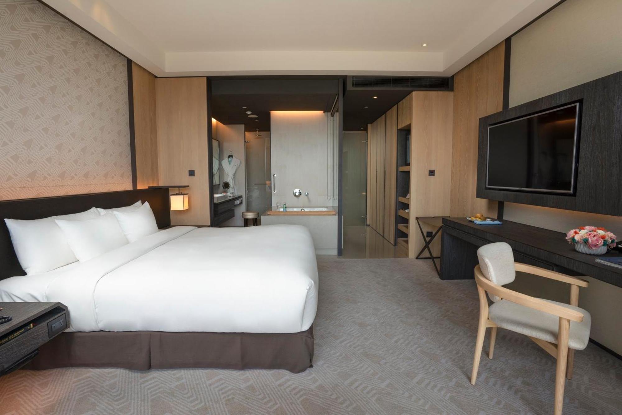 Hotel Crowne Plaza Tainan By Ihg Zewnętrze zdjęcie Deluxe Room
