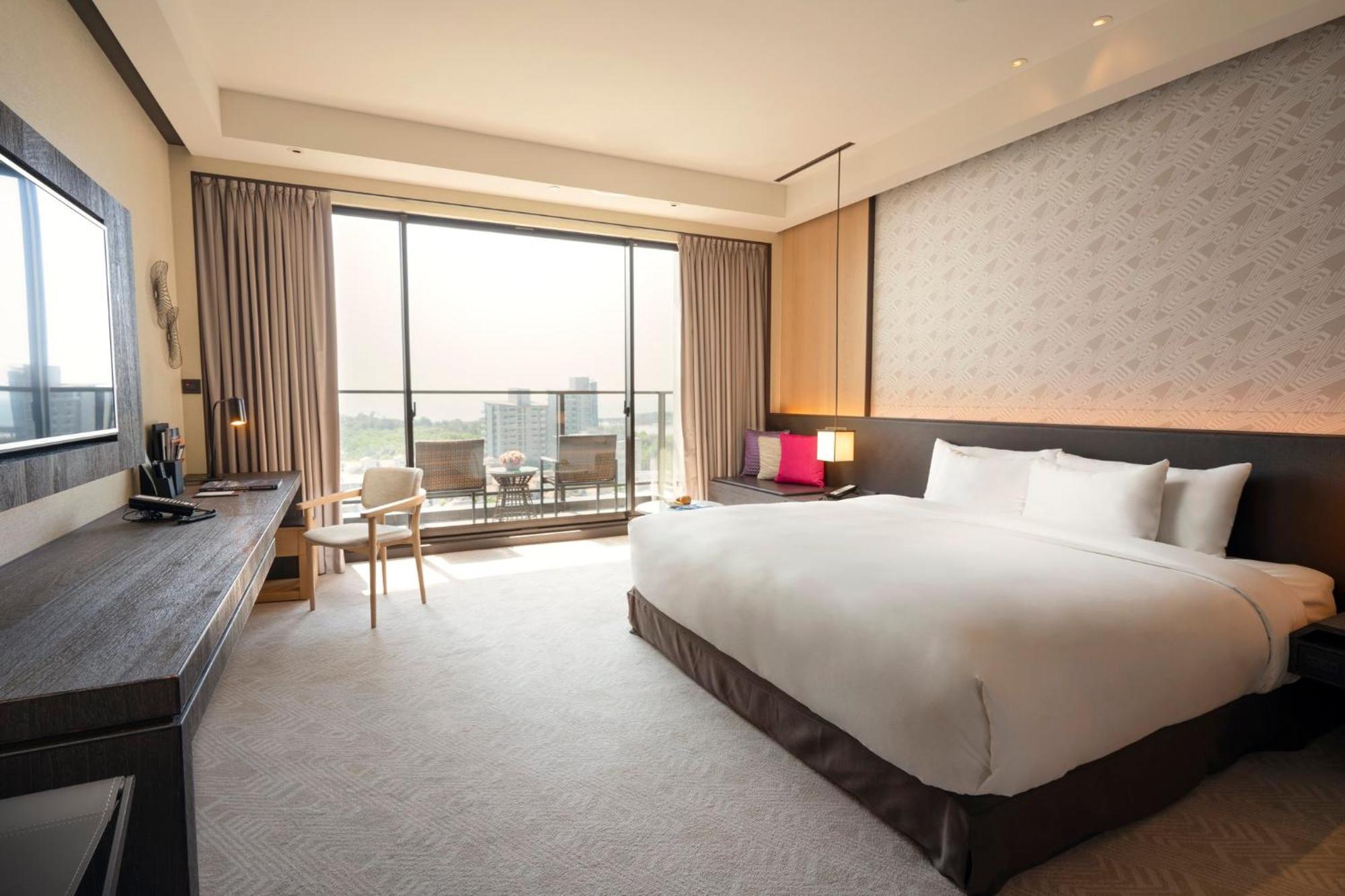 Hotel Crowne Plaza Tainan By Ihg Zewnętrze zdjęcie Deluxe Room